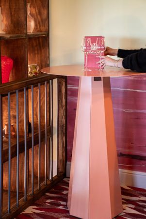 https://mom.maison-objet.com/fr/produit/1663528/table-haute-itsaso