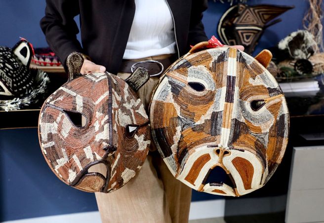 https://mom.maison-objet.com/fr/produit/110433/masterpiece-masque-unique