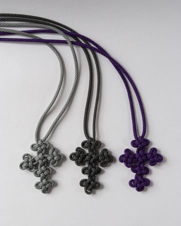https://mom.maison-objet.com/fr/produit/1571936/accessoires-the-knot