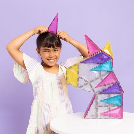 https://mom.maison-objet.com/en/product/1693362/connetix-56-piece-glitter-unicorn-pack