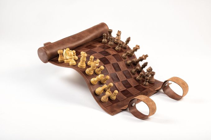 https://mom.maison-objet.com/en/product/1699402/melia-games-magnetic-roll-up-chess-set