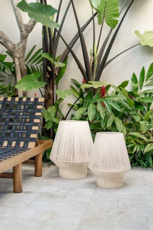 https://mom.maison-objet.com/en/product/1541280/lampion-recycled-natural-no-1
