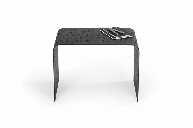 https://mom.maison-objet.com/fr/produit/1682692/table-gigogne-diem-grand-format