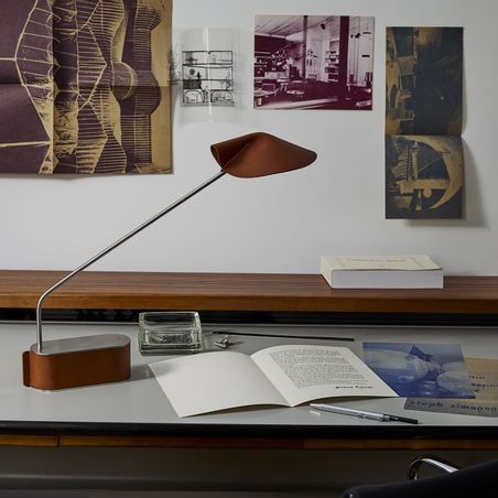 https://mom.maison-objet.com/fr/produit/1739176/pico-lampe-de-bureau