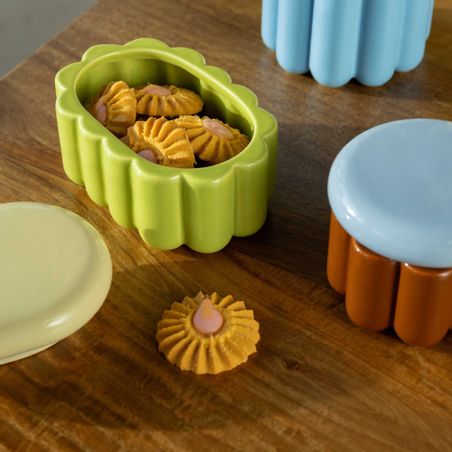 https://mom.maison-objet.com/fr/produit/1759634/jar-charlo