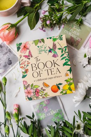 https://mom.maison-objet.com/fr/produit/1808296/coffret-le-livre-du-the-7-sachets-de-the-journaliers